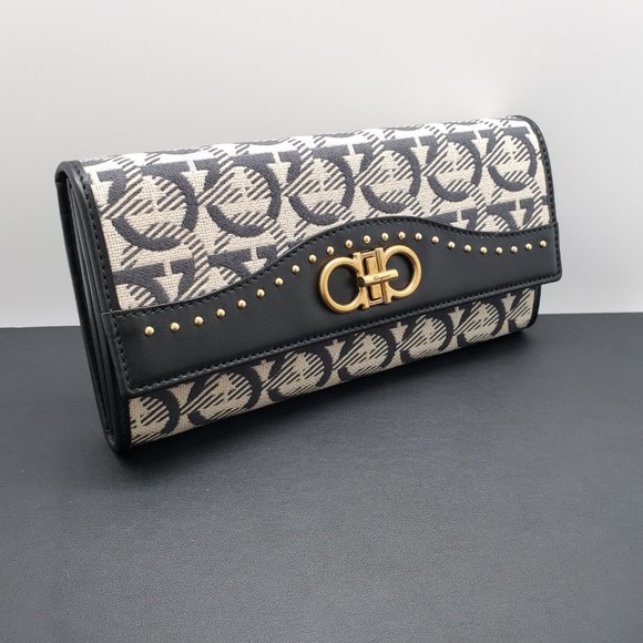 Salvatore Ferragamo Wallet - Picture 4 of 12